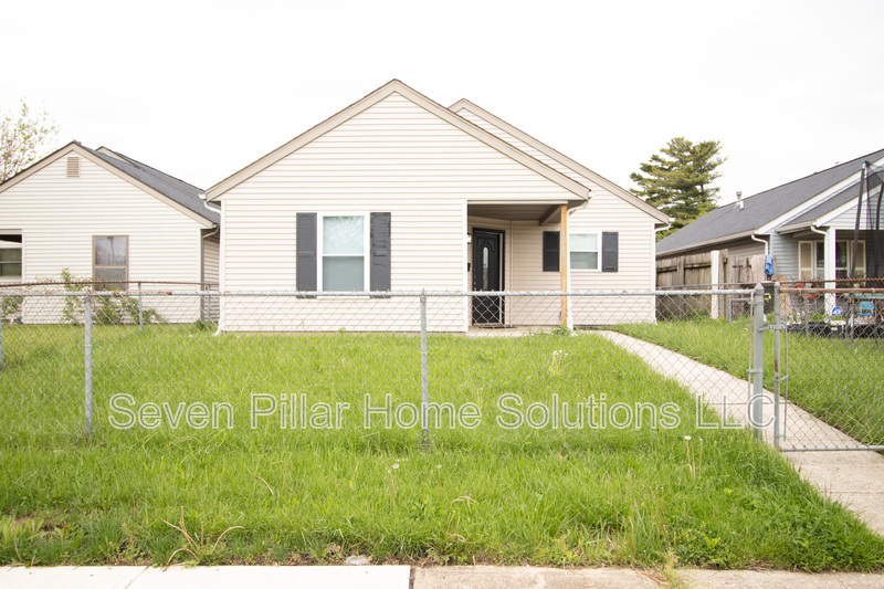 Primary Photo - 1213 St Clair Ave
