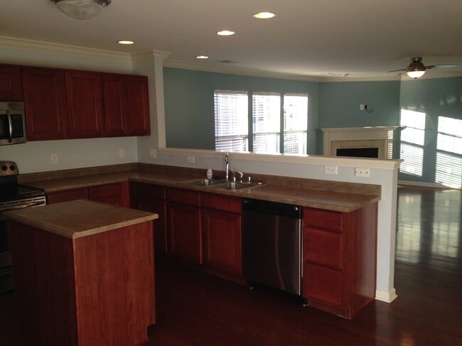 kit 2 - 996 Applecross Dr