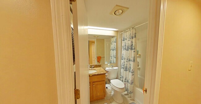 Building Photo - 85 Brainerd Rd