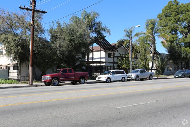 Foto del edificio - Pacifica East Apartments