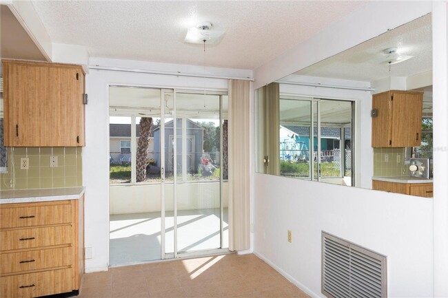 Building Photo - 6436 Baldwyn Ave