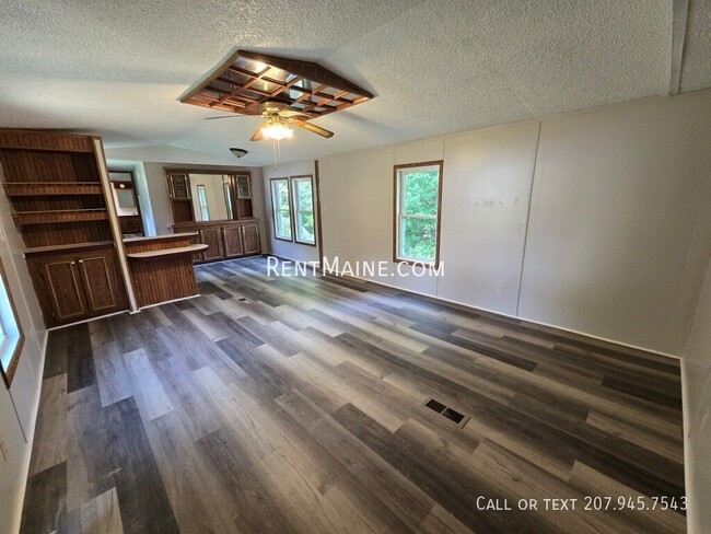 Building Photo - 71 Sweet Fern Dr