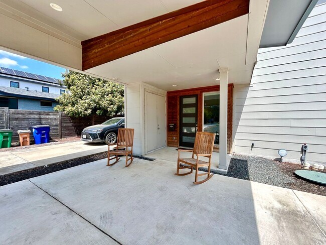 Foto del edificio - 930 E 54th St