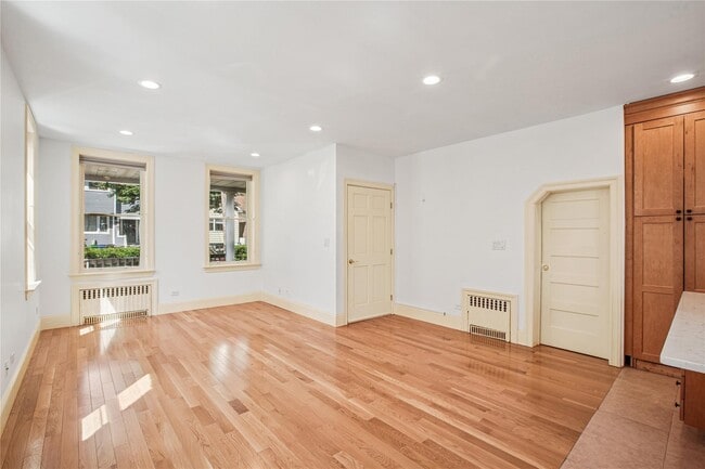 Building Photo - 4242 Digney Ave