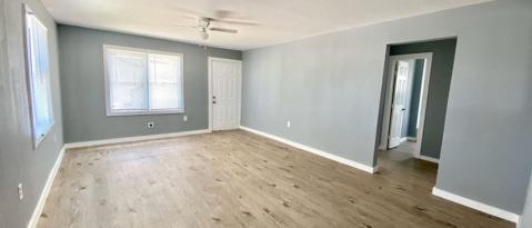 Building Photo - 3007 Henderson Ave