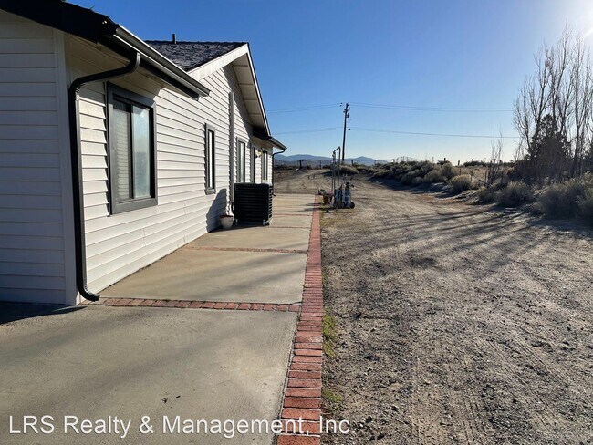 Building Photo - 5 br, 2 bath House - 21705 Winesap St.