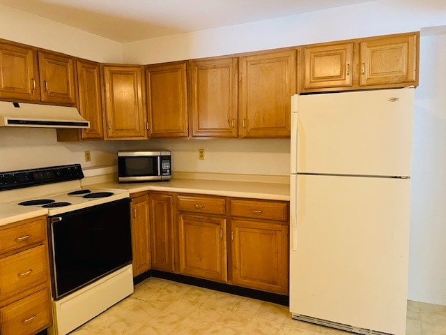 Eat In Kitchen - 105 Huntingtown Rd
