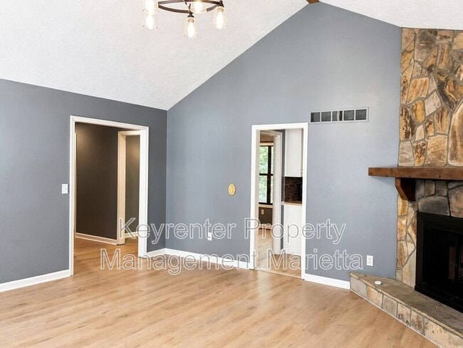 Foto del edificio - 5088 Ravenwood Dr NE