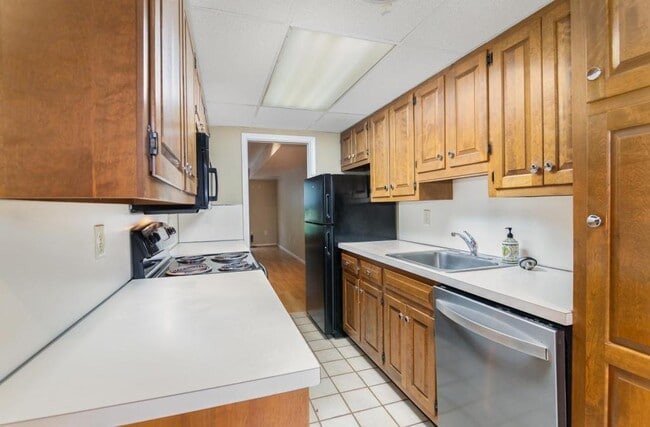 Building Photo - 6259 Stanford Ct