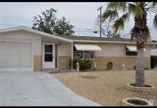 Building Photo - 5025 Zodiac Ave
