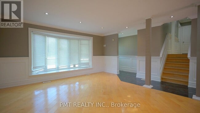 Building Photo - 7 Waterbury Dr