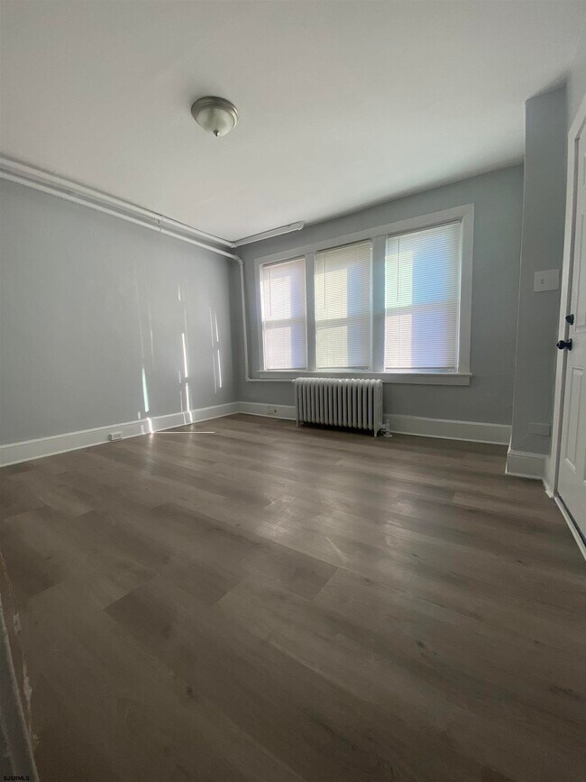 Foto del edificio - 729 Drexel Ave