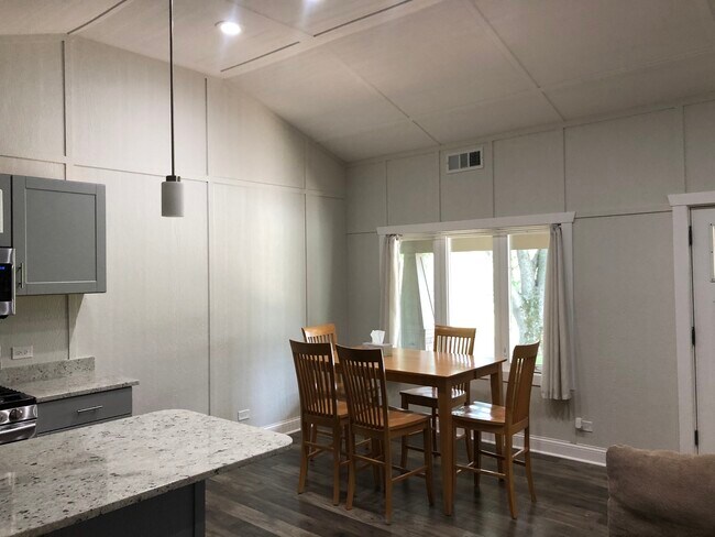 Foto del edificio - 14944 W 147th St