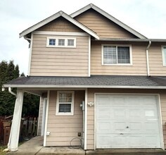 Building Photo - 4044 S 43rd St