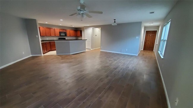 Foto del edificio - 2727 Skyview Point Dr
