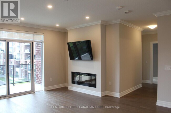 Building Photo - 460-460 Callaway Rd