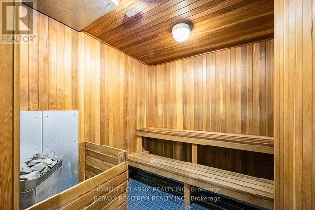 Building Photo - 155 Beecroft Rd