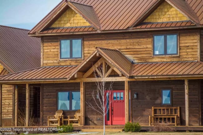 Building Photo - Stunning Seasonal Rental on 5.18 Acres – B...