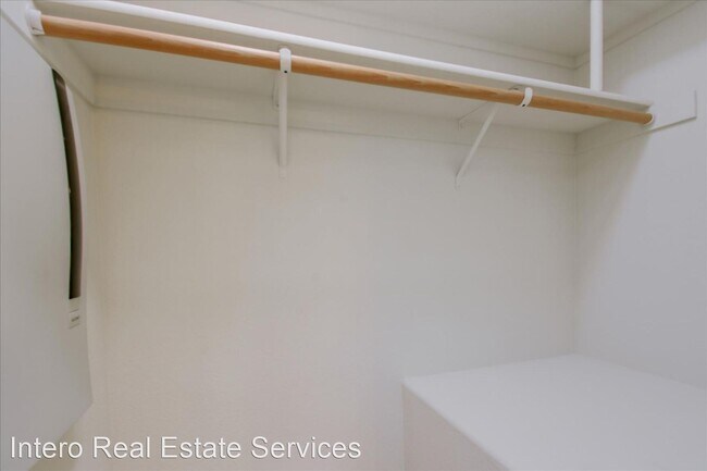 Foto del edificio - 2 br, 2.5 bath House - 4515 Lick Mill Bvd.
