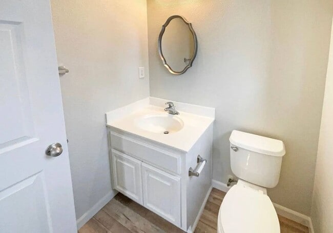 Building Photo - 3039 Torland St