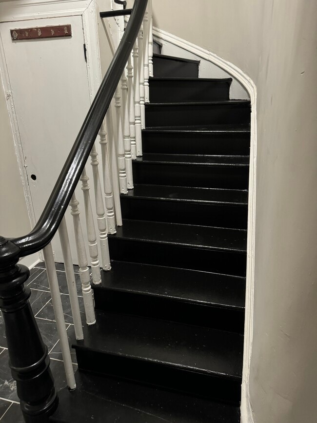 1709 N Calvert St, Baltimore, MD 21202 Townhome Rentals in Baltimore