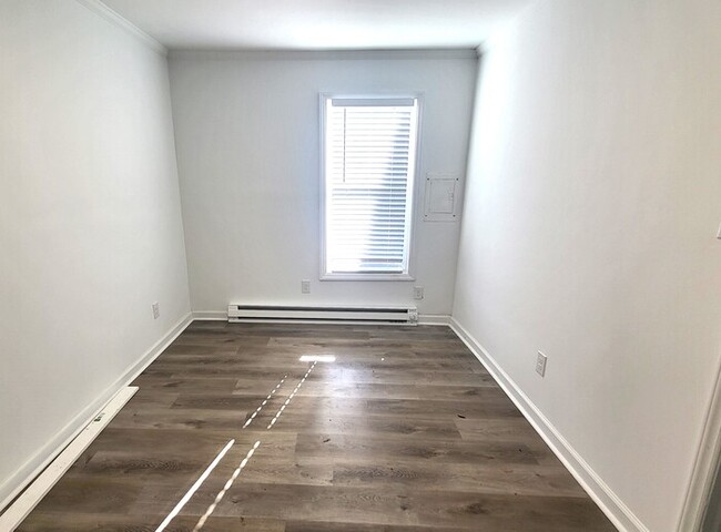 Foto del edificio - Remodeled Two bedroom House for Rent in La...