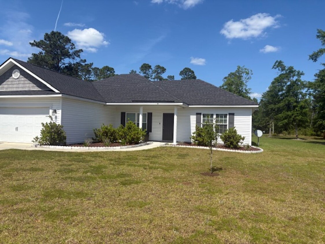 Foto principal - COMING SOON-Peaceful Country Living – 3 Be...