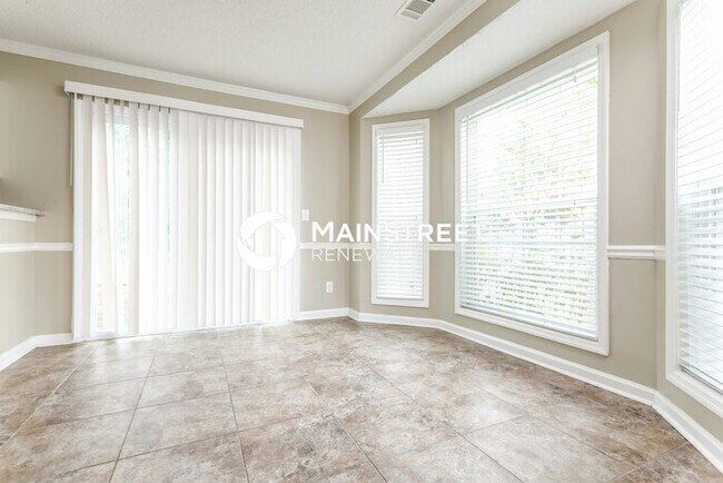 Building Photo - 3 Bedroom Pet-Friendly Home in Stone Mountain, GA with Main Street Renewal