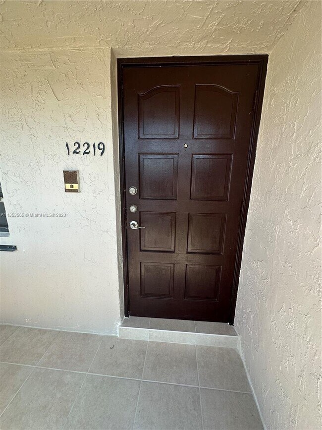 Foto del edificio - 12219 SW 24th Terrace