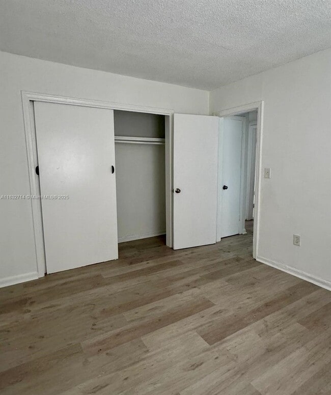 Foto del edificio - 7611 NE 2nd Ct