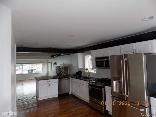 Building Photo - 2 br, 2 bath House - 111 Bridge