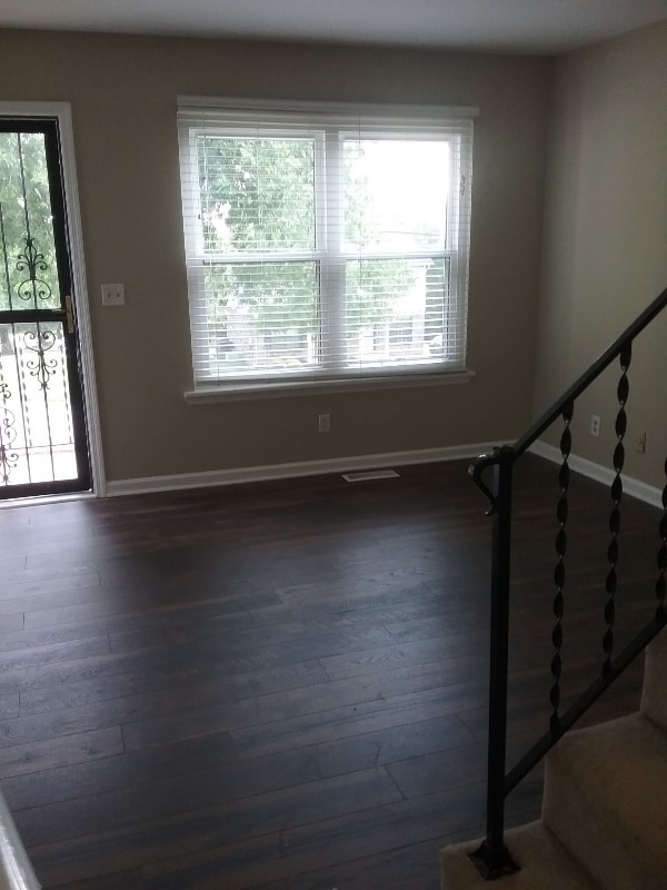 Building Photo - 3018 Conviser Dr