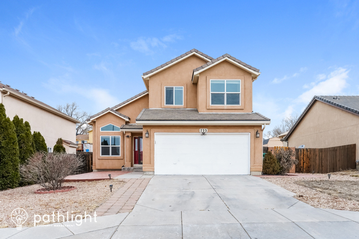 Foto principal - 723 Baling Wire Way, Fountain, CO, 80817