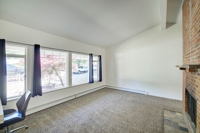 Foto del edificio - 3Bd/1.75Ba Edmonds House