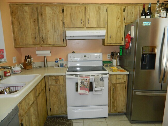 Foto del edificio - 9339 Lennex Ln