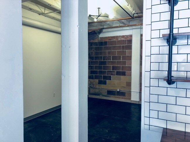 Foto del edificio - 1777 E 39th Ave
