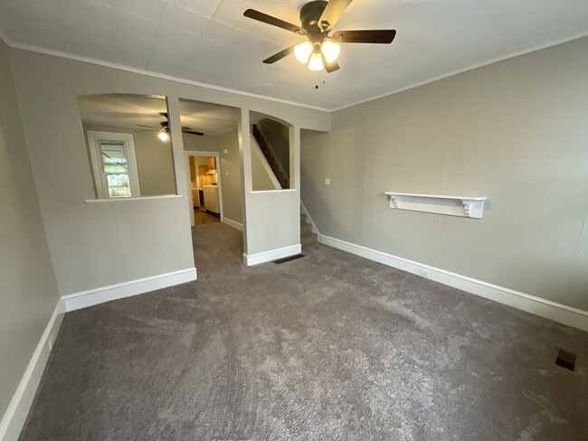 Building Photo - 254 E Louther St