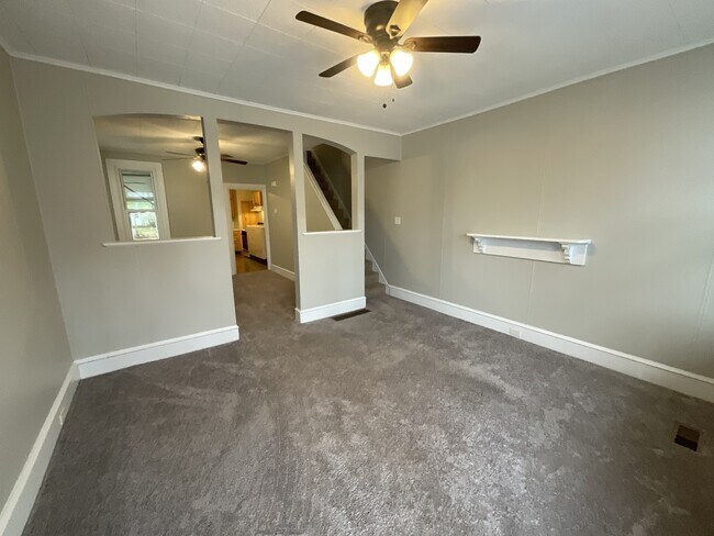 Foto del edificio - 254 E Louther St