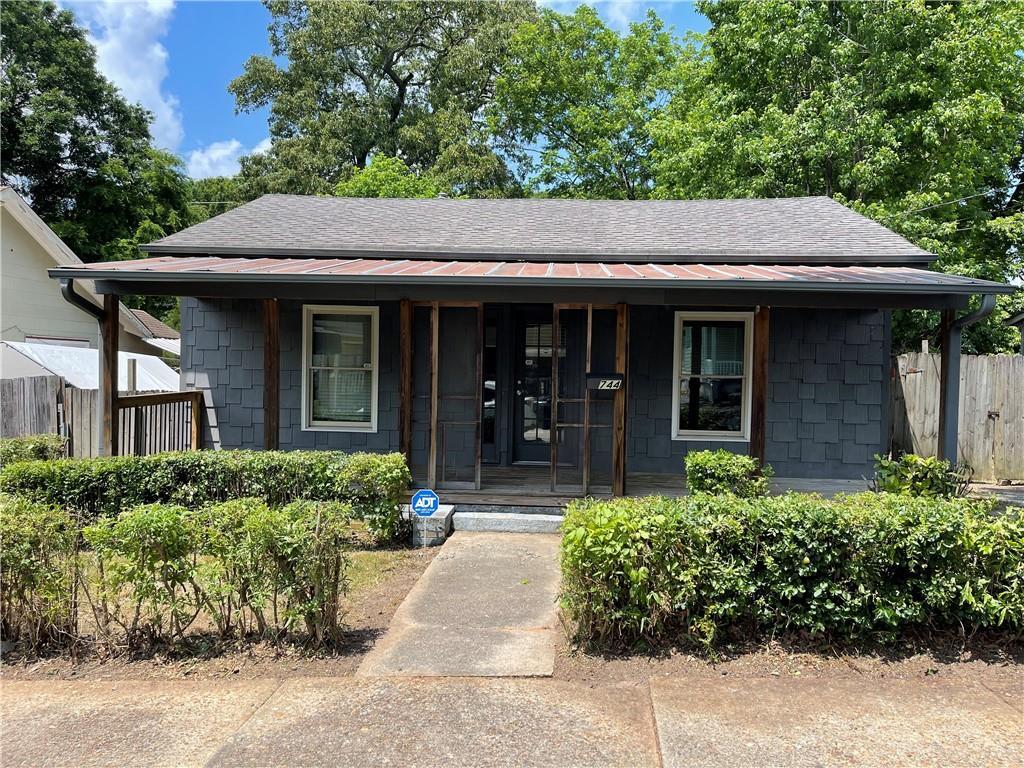 Foto principal - 744 Glass St NW