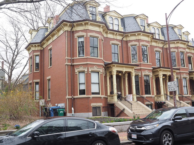 Building Photo - 19 Inman Street