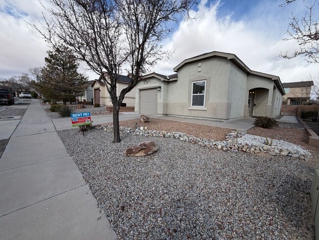 Building Photo - 3 Bedroom Single Story Home Available Near Dennis Chavez Blvd SW & 98th St SW!