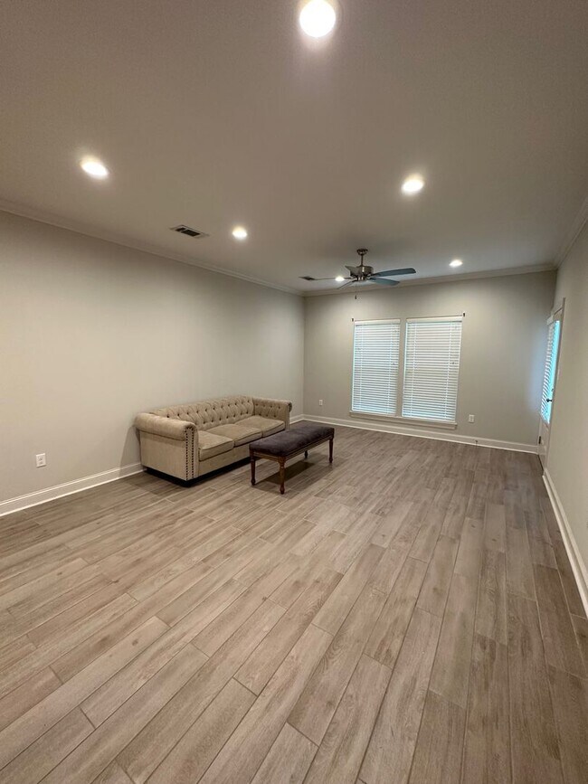 Foto del edificio - 801 S Audubon Pl Ave