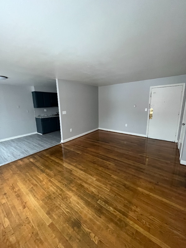 Building Photo - 399 Zion St