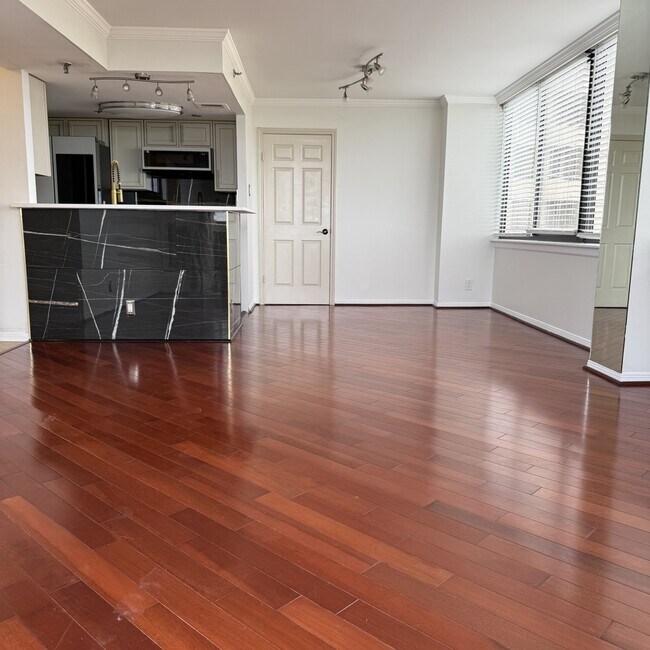 Foto del edificio - 3525 Sage Rd