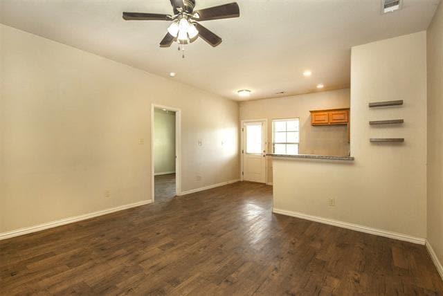 Building Photo - 700 E Bullock St