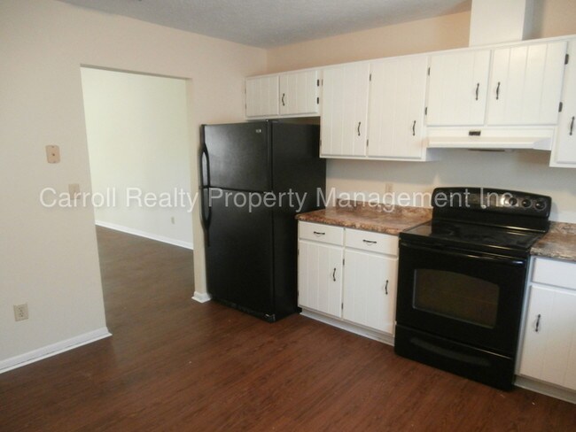 Building Photo - 7627 Shadow Bay Dr