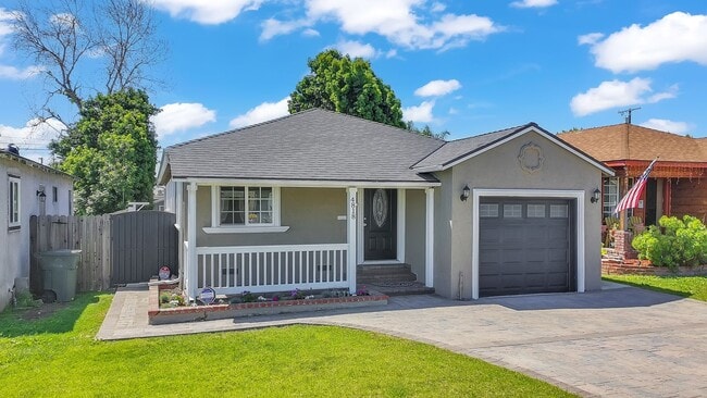 Photo - 4818 138th St House