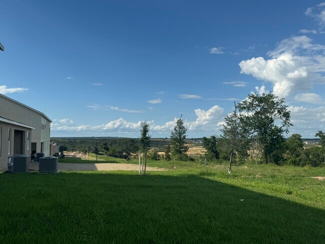 Building Photo - 8022 Syracuse Dr