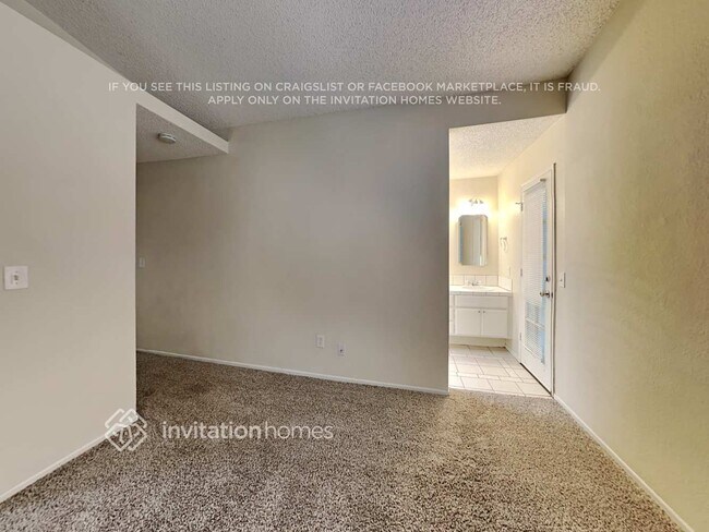 Foto del edificio - 15111 Wavecrest Dr