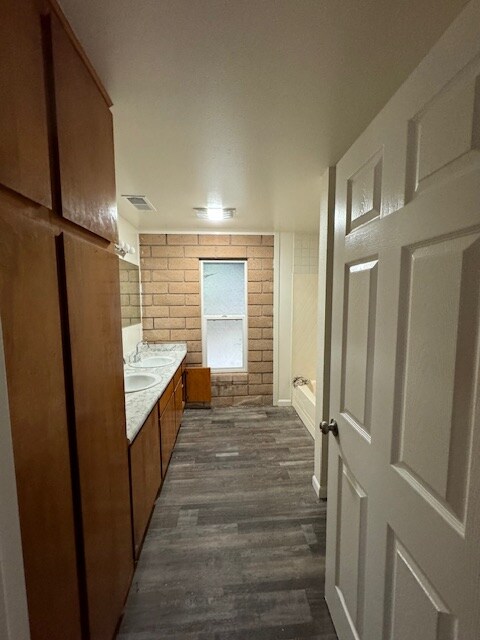Foto del edificio - 326 W Stevenson St